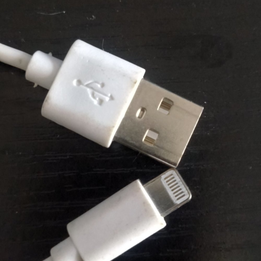 phone data cable - Picture 2 of 3